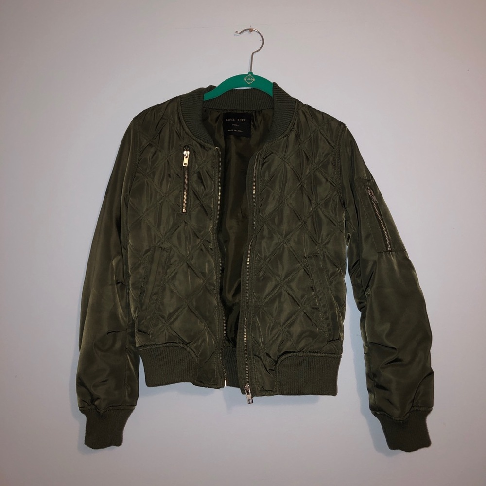 Forever 21 army green bomber jacket